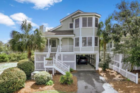 15 Pelican Bay by AvantStay Close to Beach and Pool